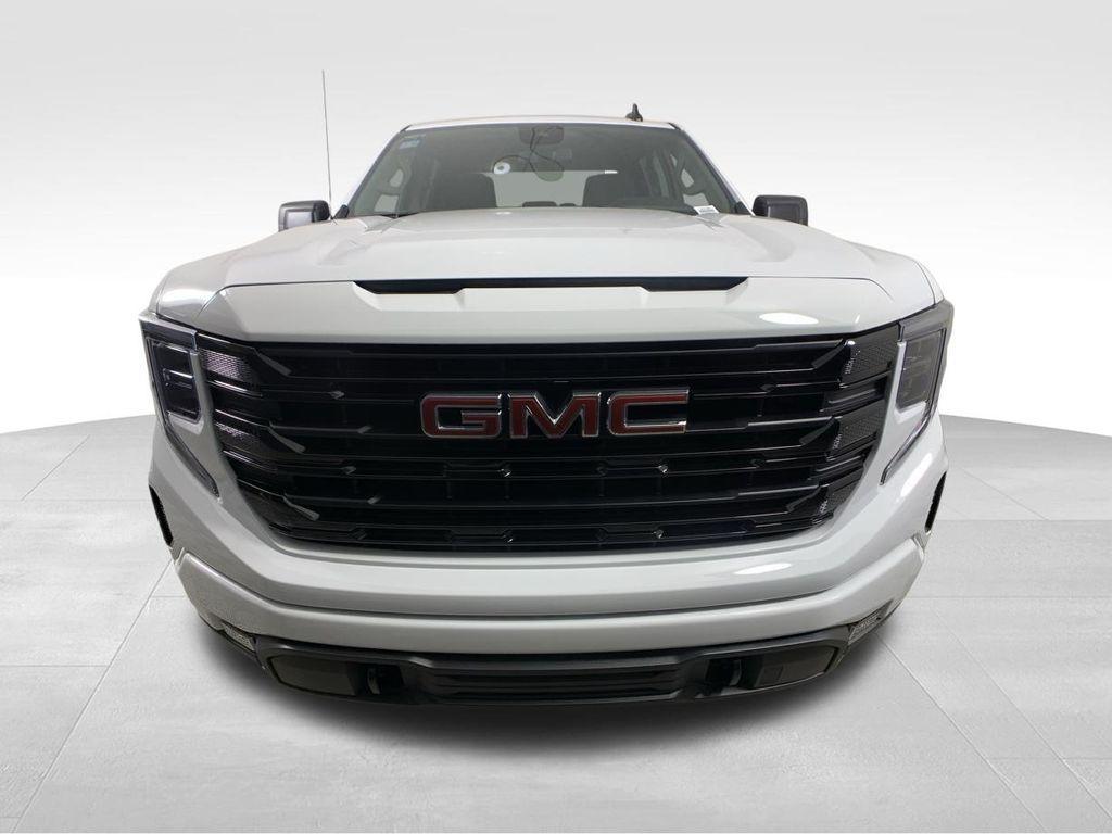 new 2024 GMC Sierra 1500 car, priced at $58,380