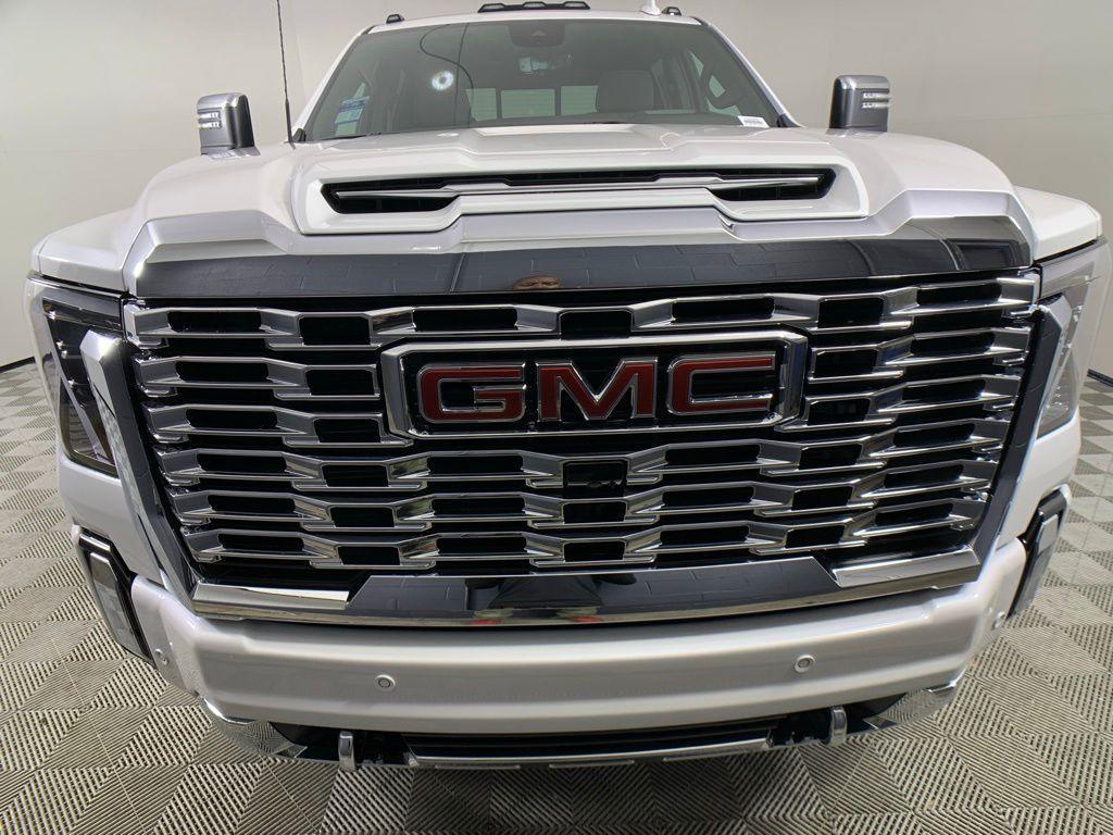 new 2025 GMC Sierra 2500 car, priced at $86,360