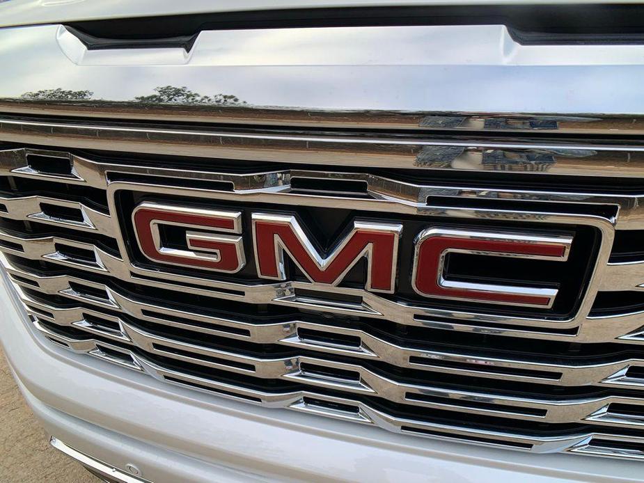 new 2025 GMC Sierra 1500 car, priced at $72,646