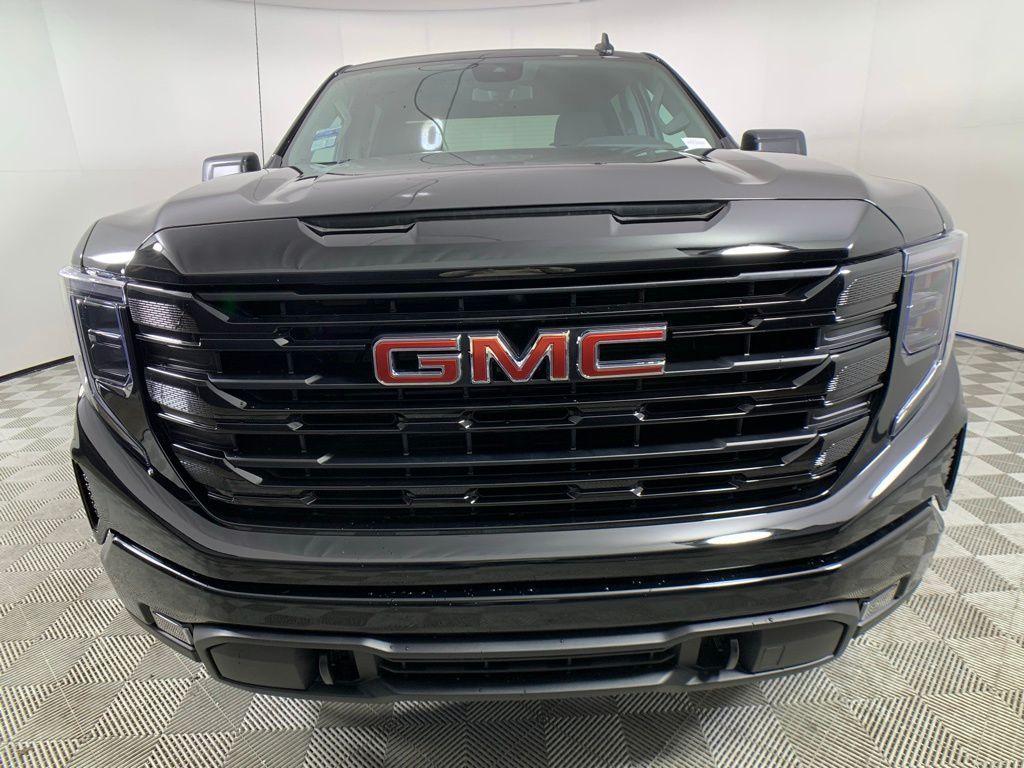 new 2025 GMC Sierra 1500 car, priced at $53,585