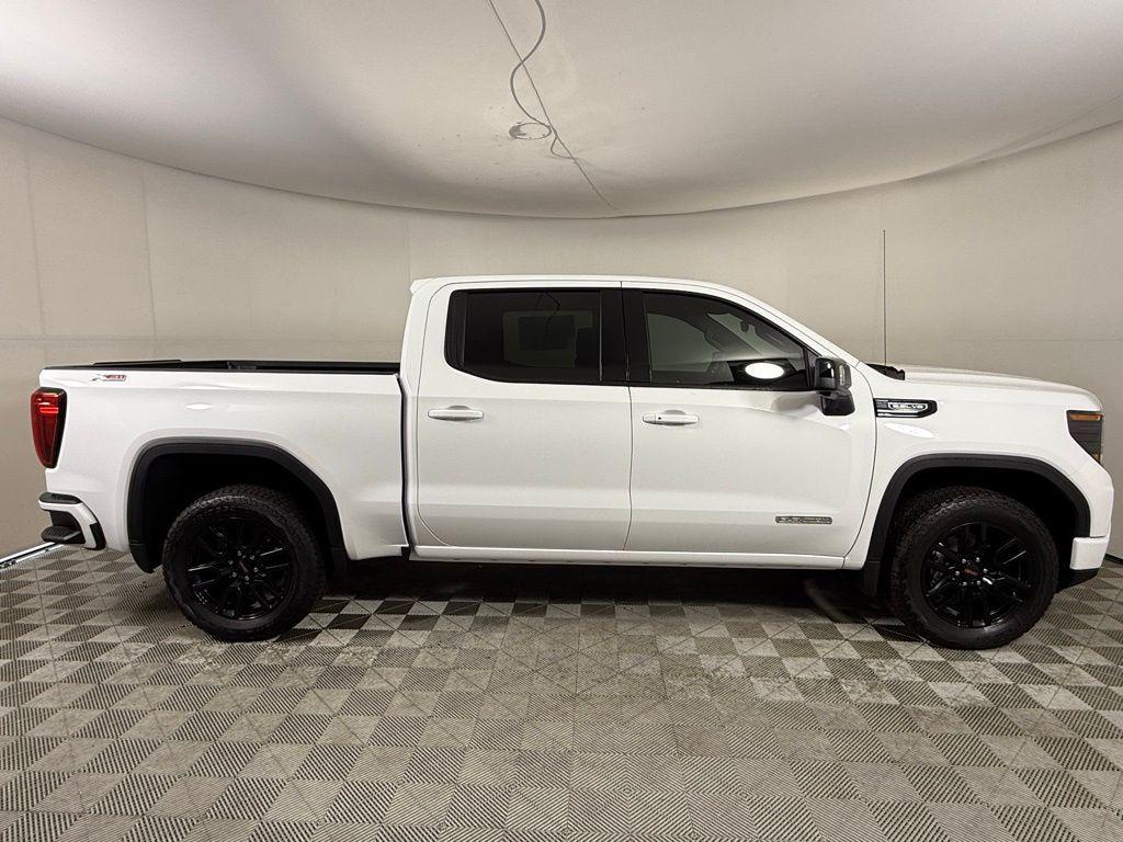 new 2025 GMC Sierra 1500 car, priced at $62,405