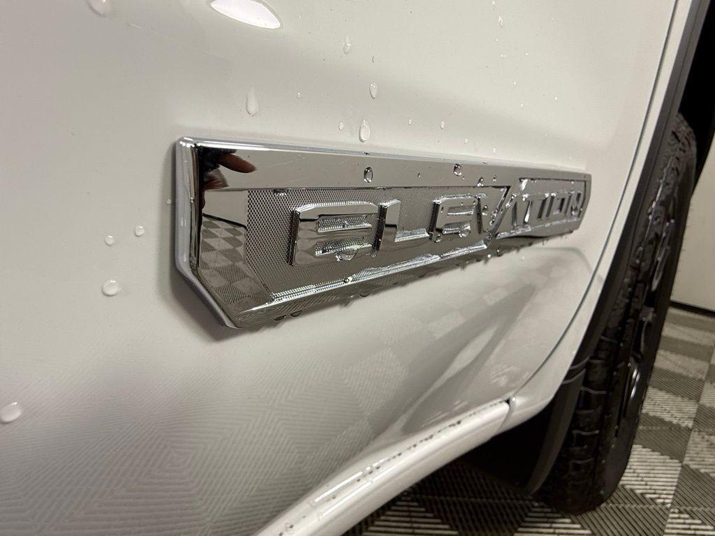 new 2025 GMC Sierra 1500 car, priced at $62,405