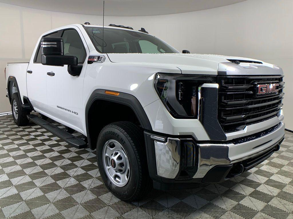 new 2024 GMC Sierra 2500 car, priced at $59,315