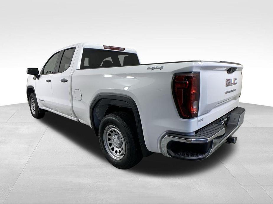 new 2024 GMC Sierra 1500 car, priced at $39,900