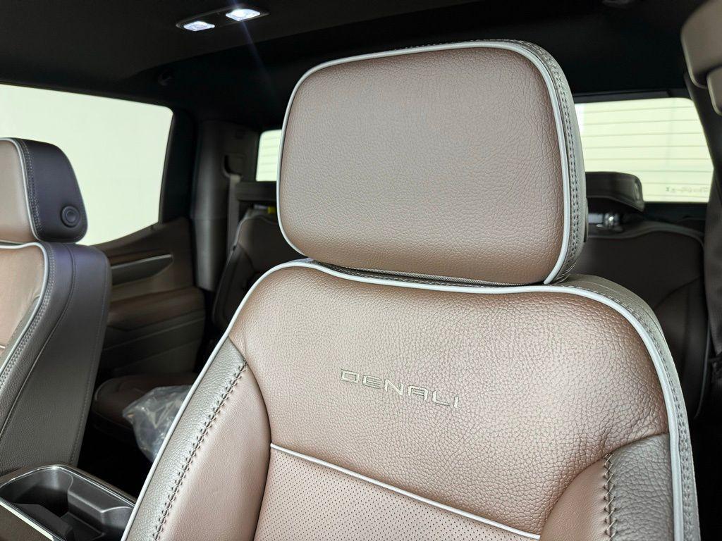 new 2025 GMC Sierra 1500 car, priced at $75,750