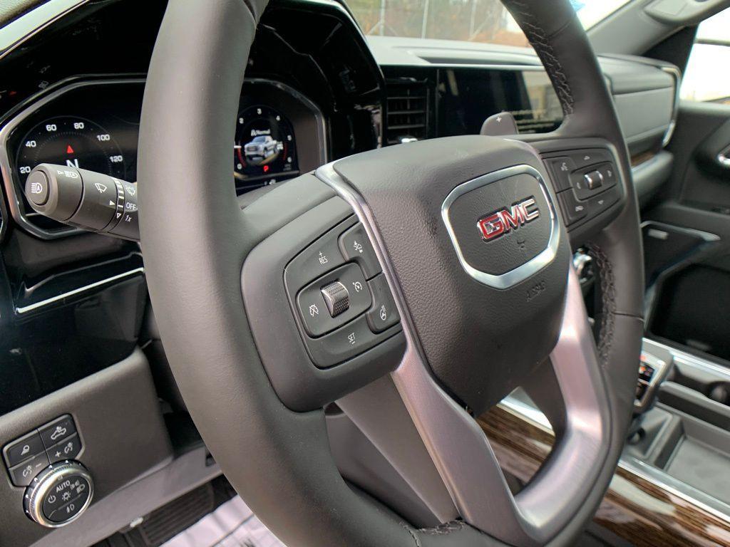 new 2025 GMC Sierra 1500 car, priced at $57,785