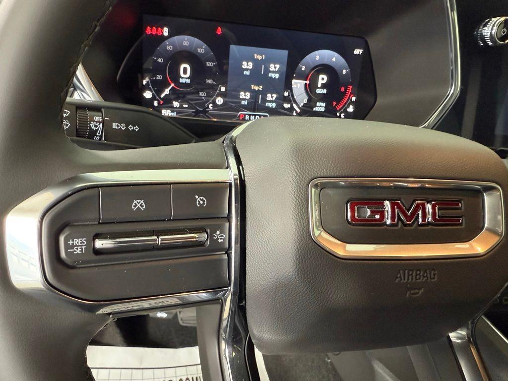 new 2025 GMC Canyon car, priced at $42,485