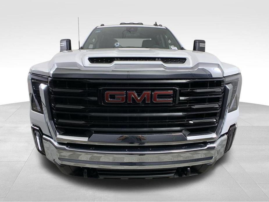 new 2024 GMC Sierra 2500 car, priced at $58,000