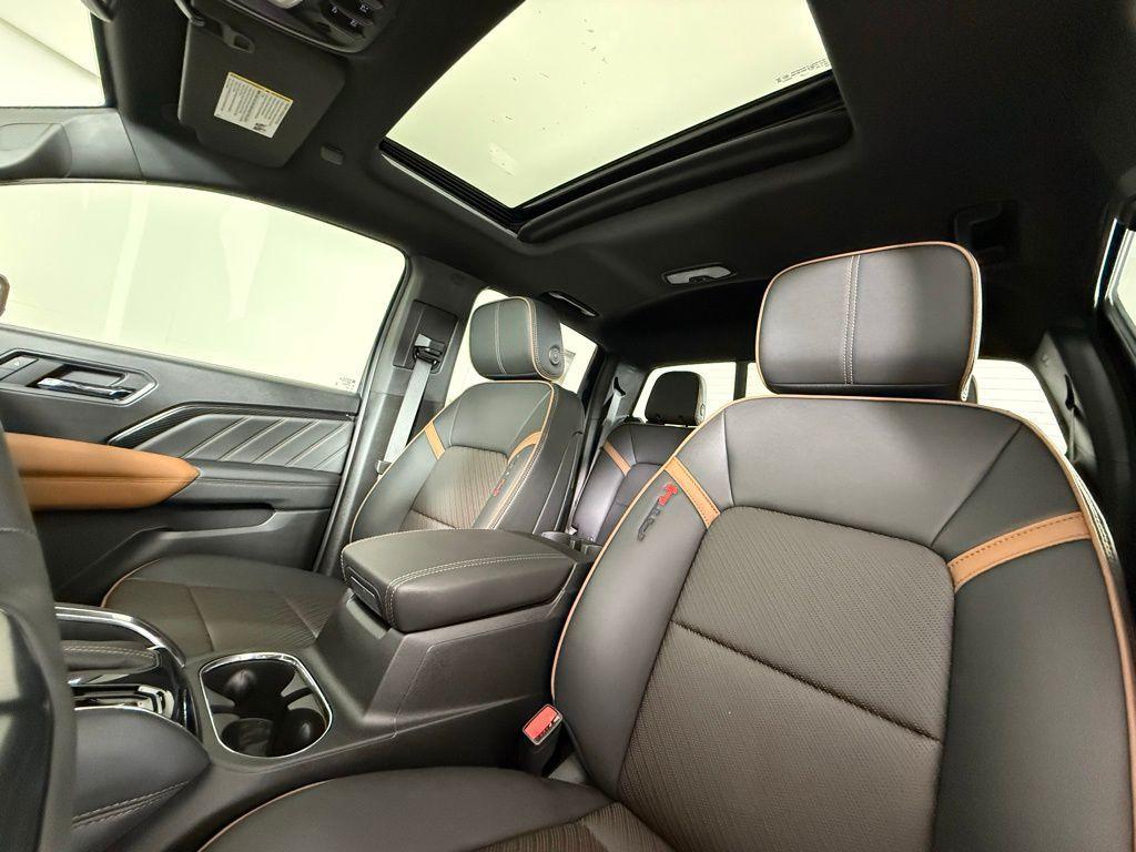 new 2025 GMC Canyon car, priced at $52,394