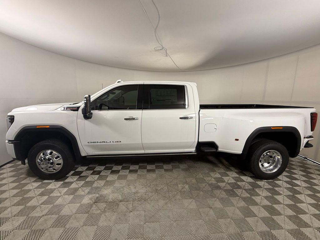 new 2025 GMC Sierra 3500 car, priced at $92,450