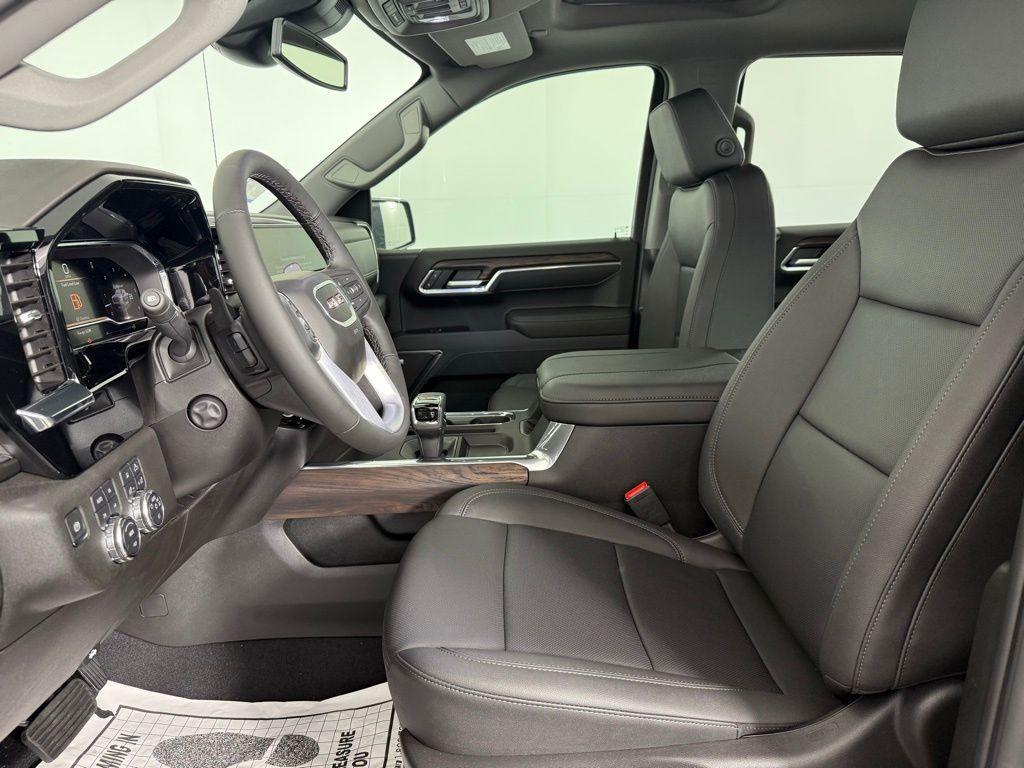 new 2025 GMC Sierra 1500 car, priced at $64,110