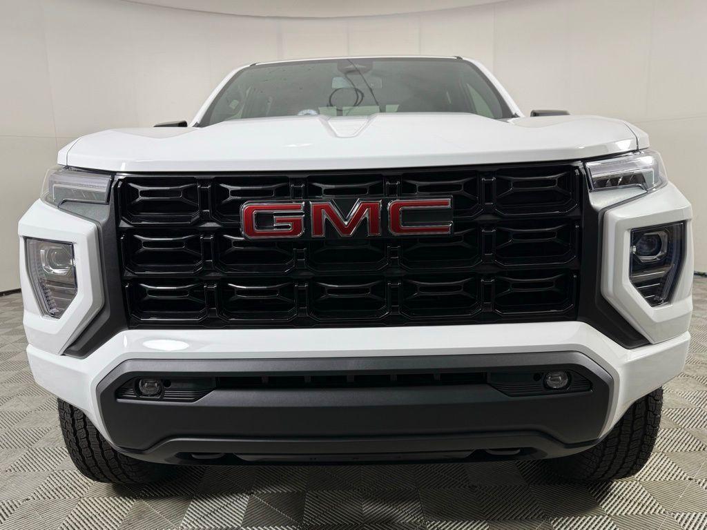 new 2025 GMC Canyon car, priced at $41,515
