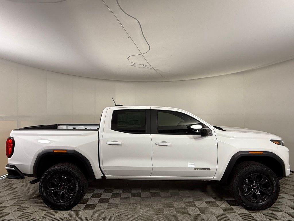 new 2025 GMC Canyon car, priced at $41,515