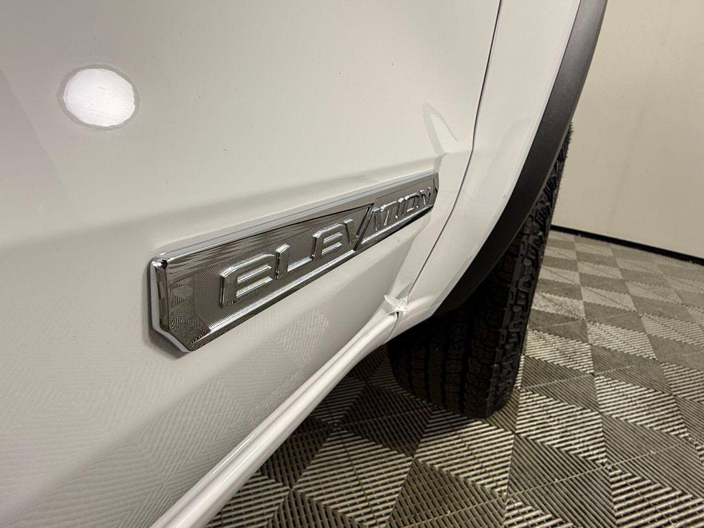 new 2025 GMC Canyon car, priced at $41,515