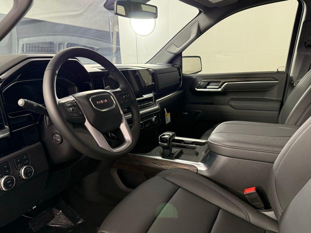 new 2025 GMC Sierra 1500 car, priced at $61,020