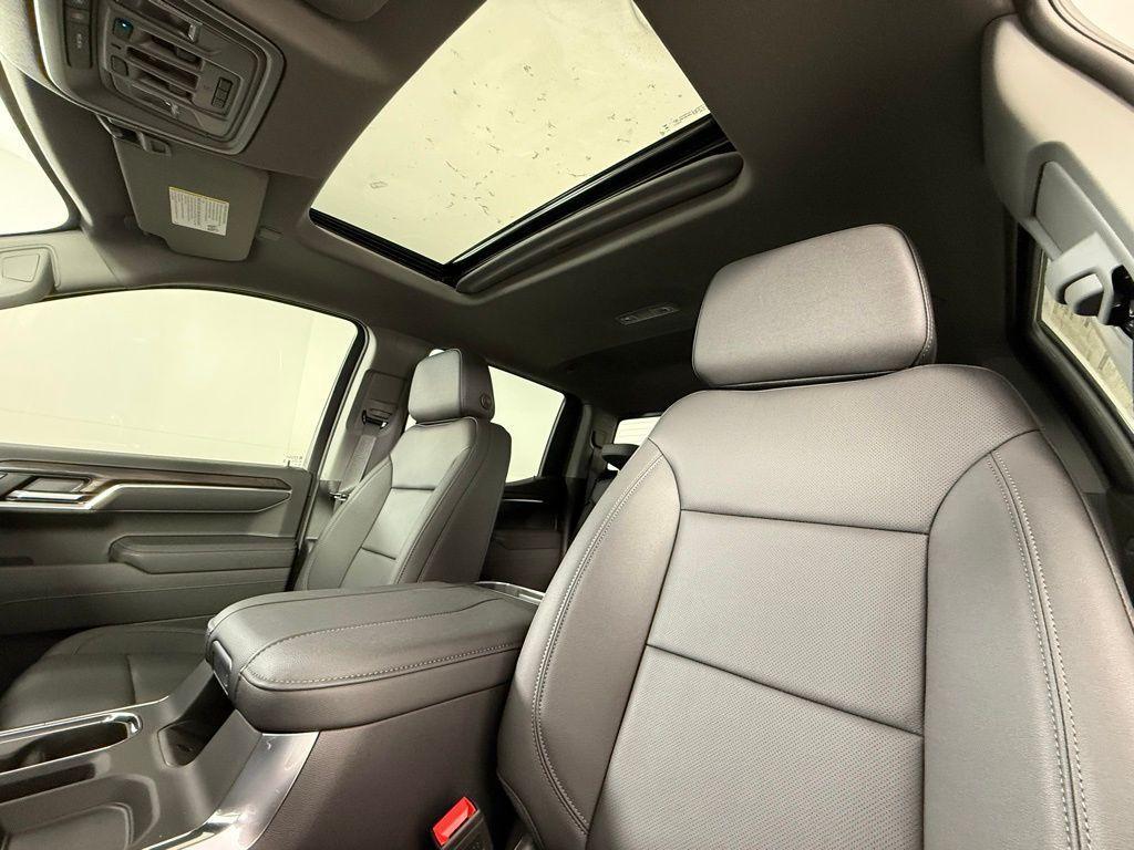 new 2025 GMC Sierra 1500 car, priced at $61,020