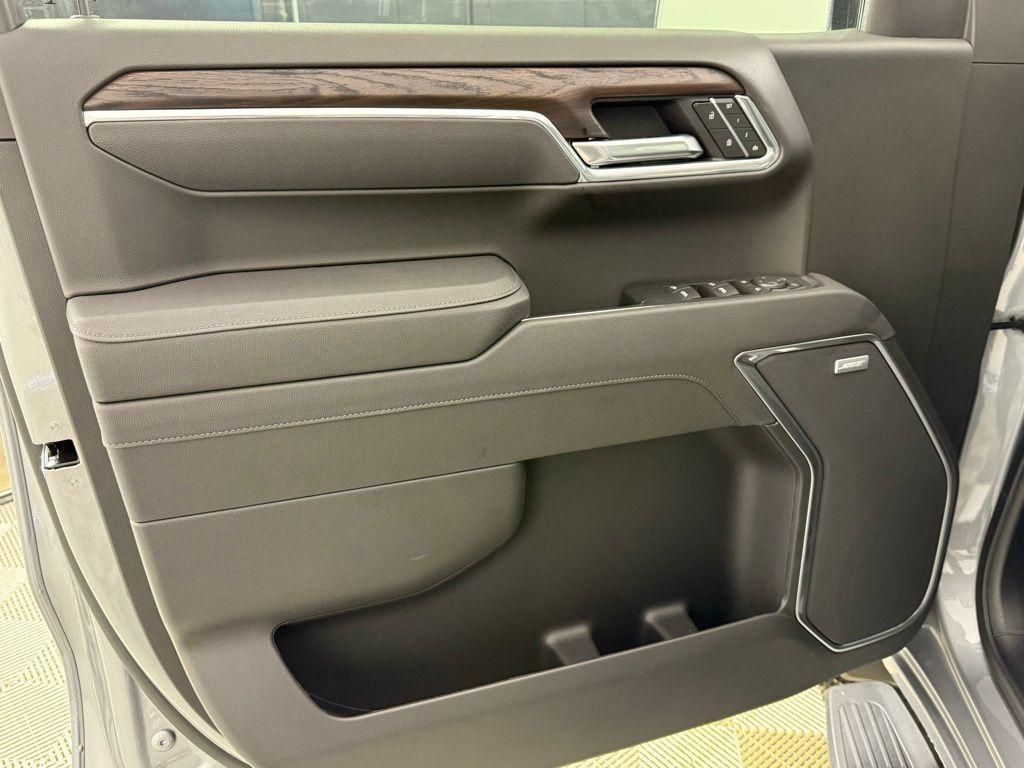 new 2025 GMC Sierra 1500 car, priced at $61,020