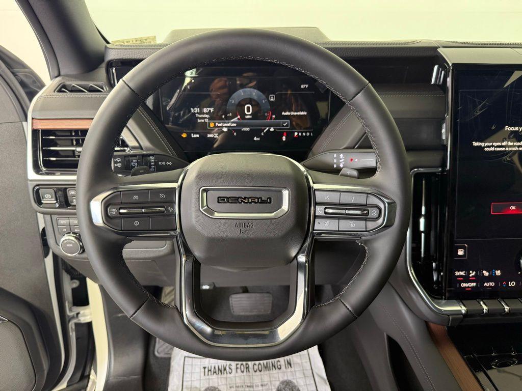 new 2025 GMC Yukon XL car, priced at $87,560