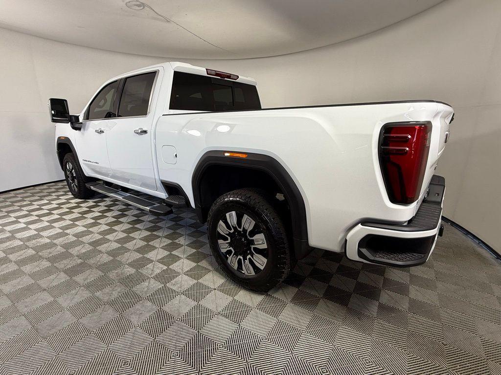 new 2025 GMC Sierra 2500 car, priced at $85,800