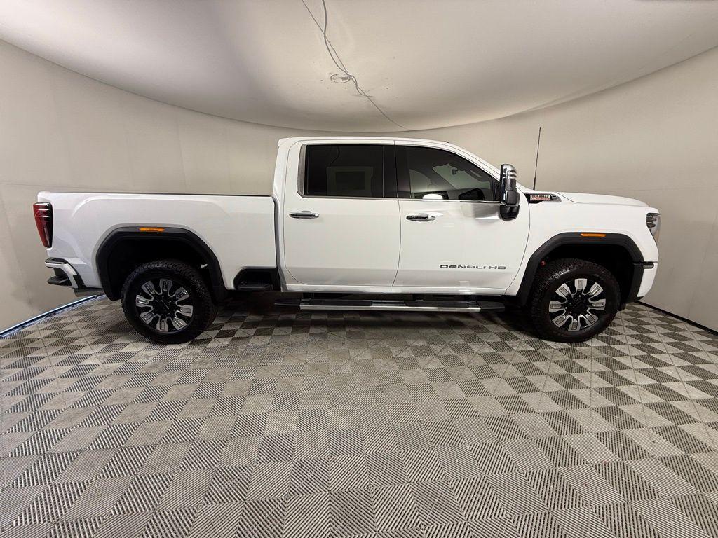 new 2025 GMC Sierra 2500 car, priced at $85,800