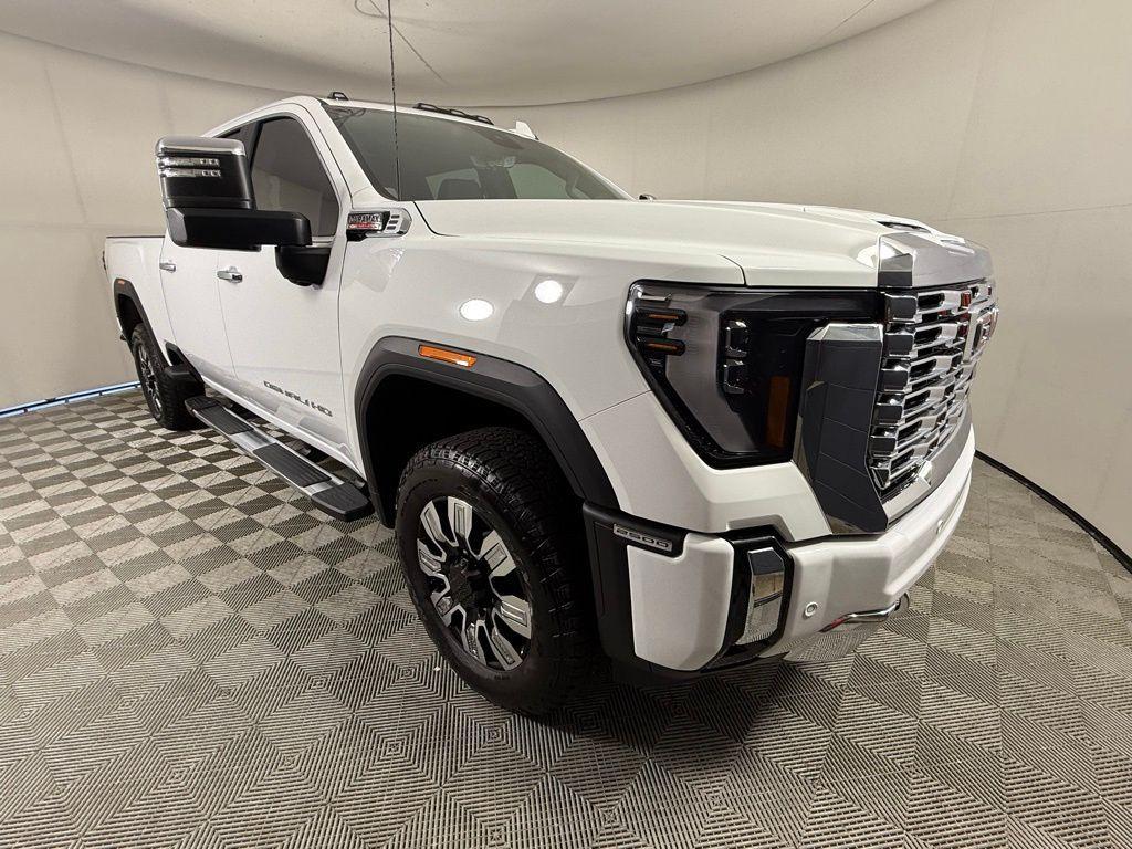 new 2025 GMC Sierra 2500 car, priced at $85,800