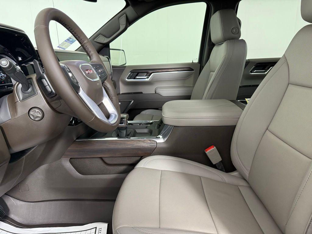 new 2025 GMC Sierra 1500 car, priced at $65,415