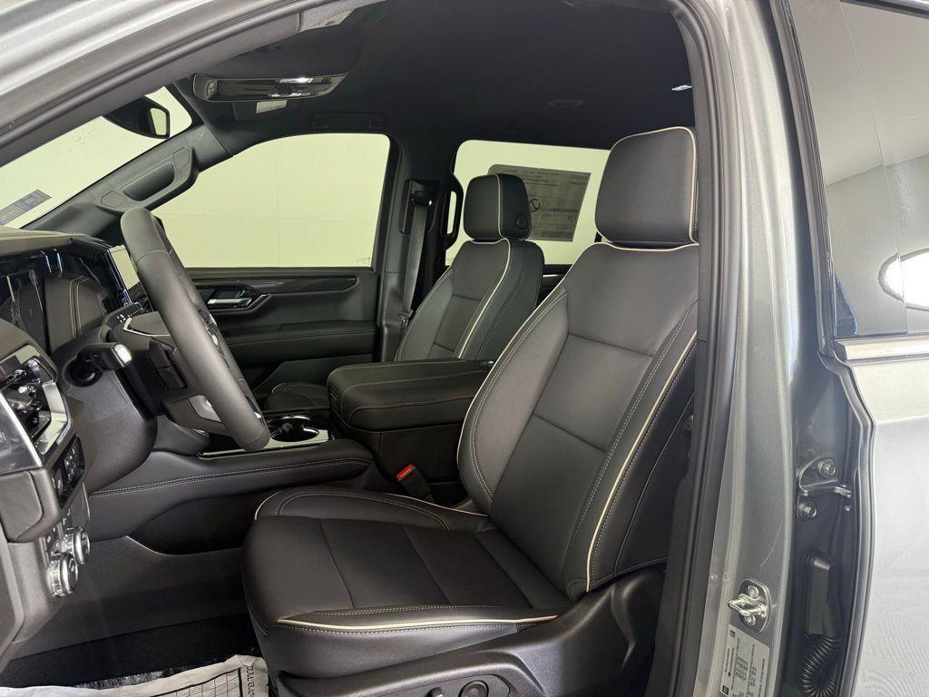 new 2025 GMC Yukon XL car, priced at $72,409