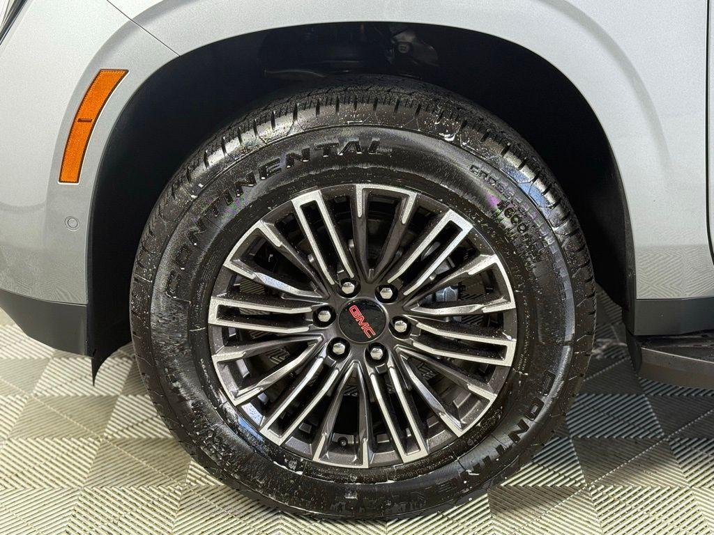 new 2025 GMC Yukon XL car, priced at $72,409