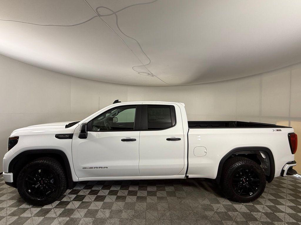 new 2025 GMC Sierra 1500 car, priced at $46,330