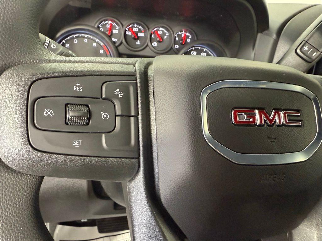 new 2025 GMC Sierra 1500 car, priced at $46,330