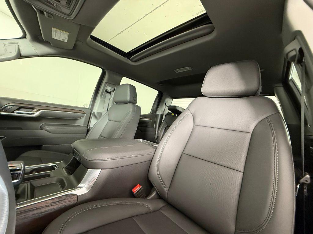 new 2025 GMC Sierra 1500 car, priced at $61,715
