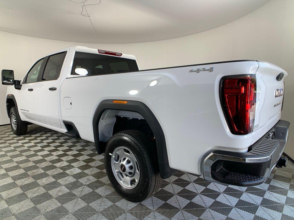 new 2024 GMC Sierra 2500 car, priced at $58,000