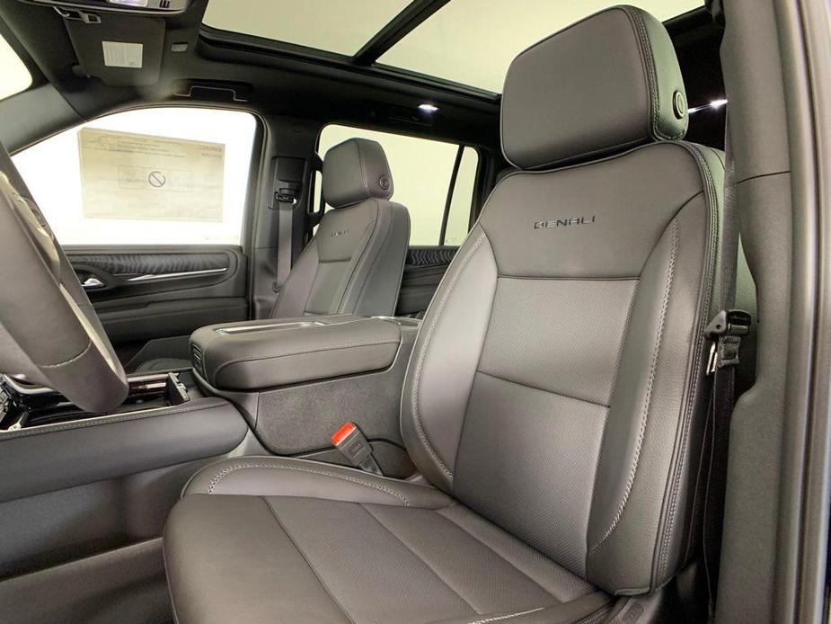 new 2024 GMC Yukon XL car, priced at $79,580