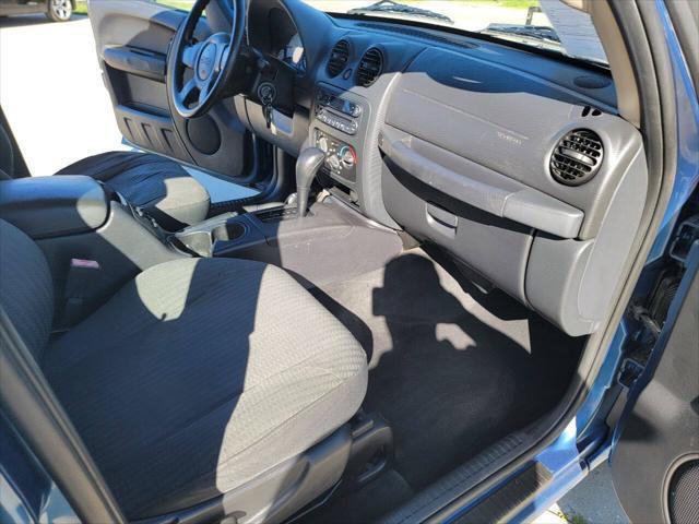 used 2004 Jeep Liberty car, priced at $3,997