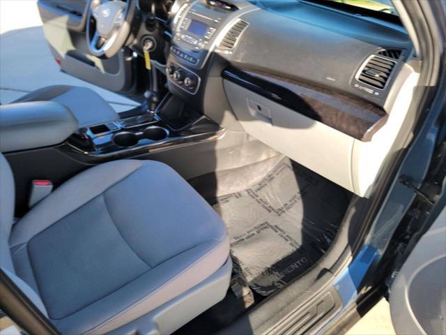 used 2014 Kia Sorento car, priced at $8,997