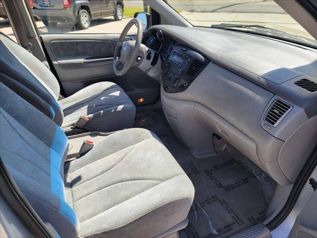 used 2003 Mazda MPV car, priced at $8,997