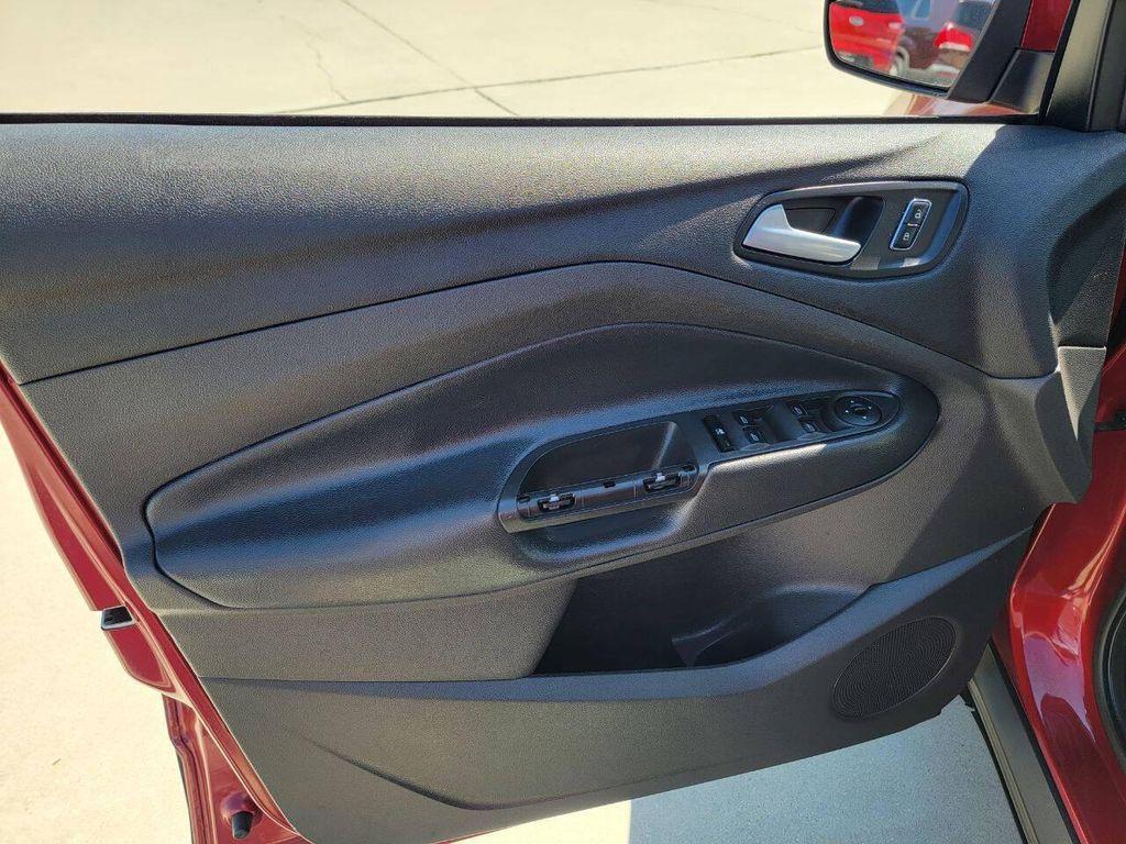 used 2015 Ford Escape car, priced at $7,527