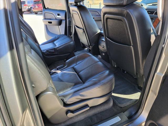 used 2008 Chevrolet Suburban car, priced at $13,333