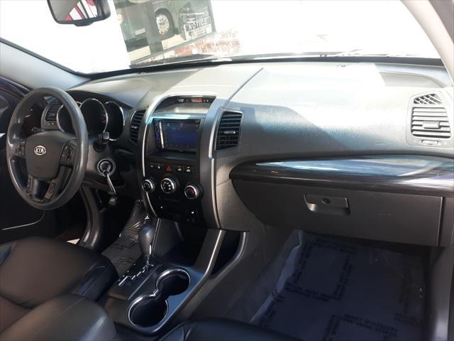 used 2013 Kia Sorento car, priced at $9,900