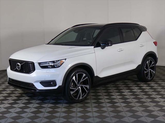 used 2022 Volvo XC40 car, priced at $24,289