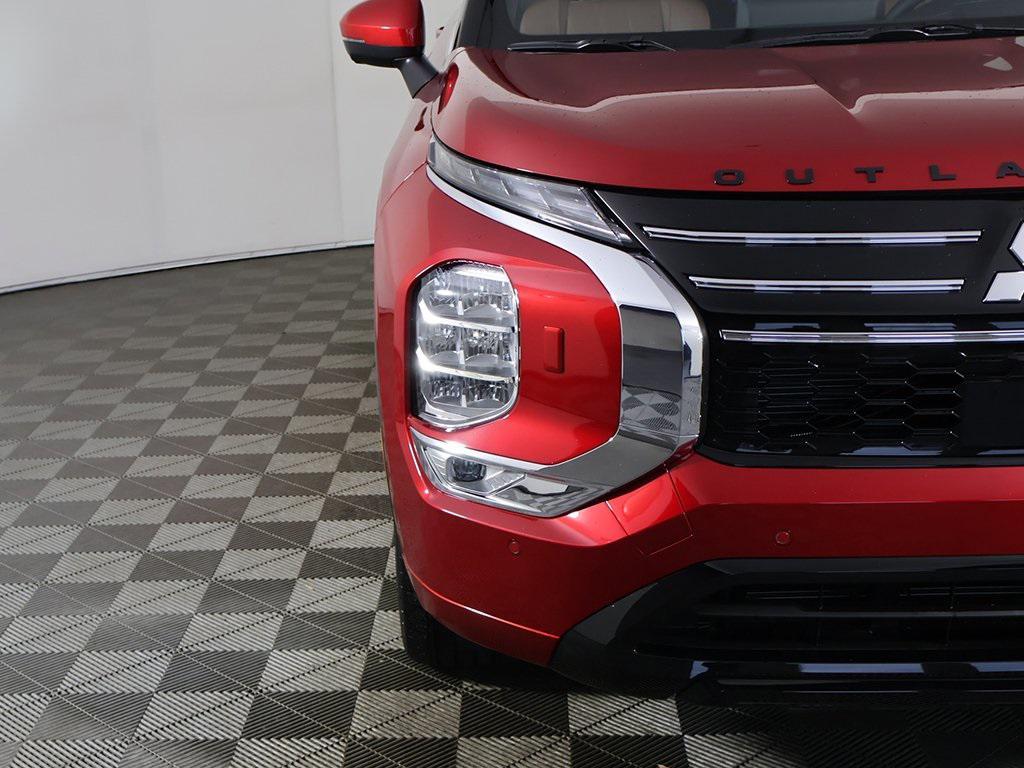 new 2025 Mitsubishi Outlander car, priced at $41,630