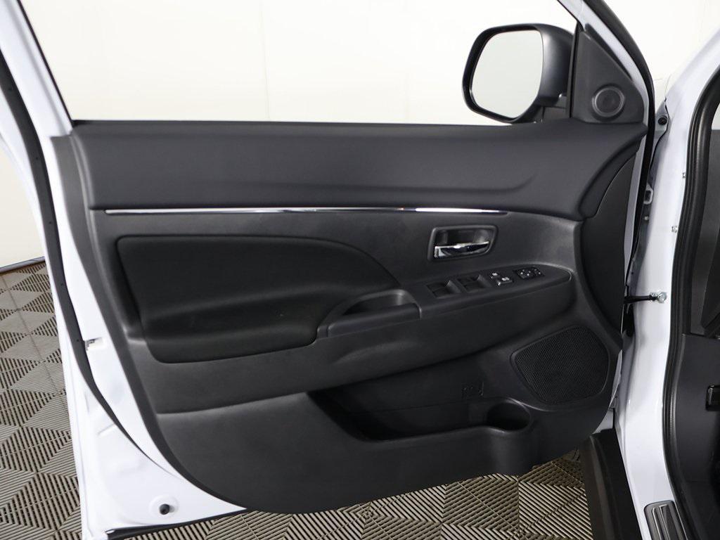 new 2025 Mitsubishi Outlander Sport car, priced at $26,480