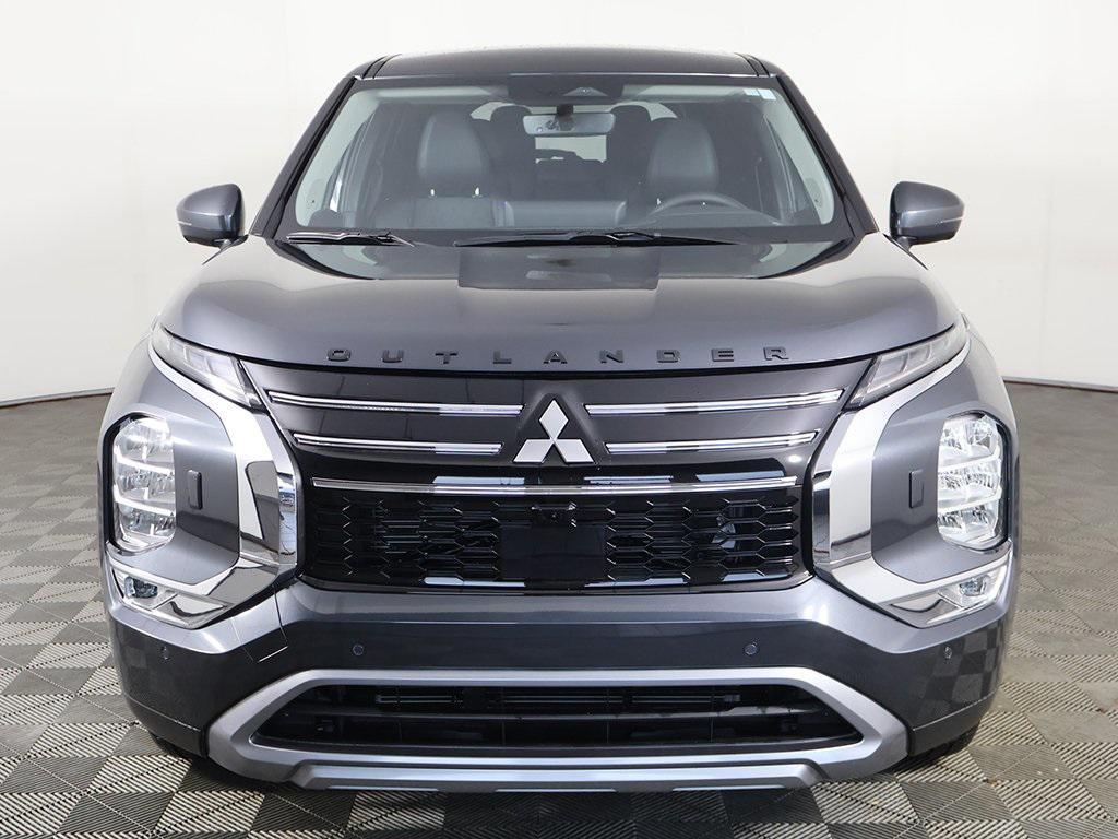 new 2025 Mitsubishi Outlander car, priced at $34,015