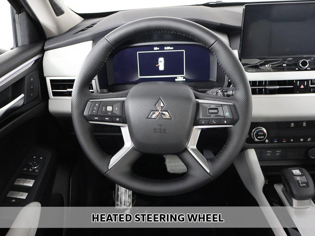 new 2025 Mitsubishi Outlander car, priced at $42,090