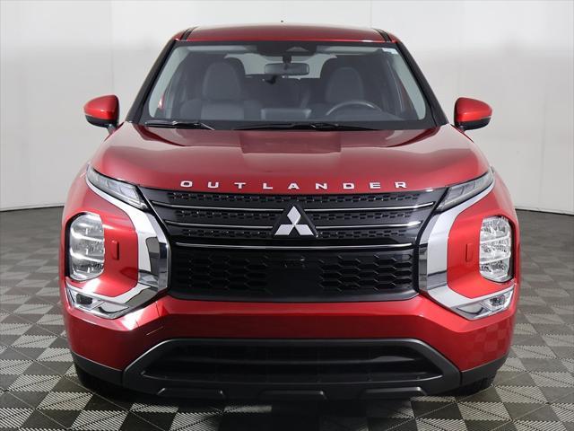 new 2024 Mitsubishi Outlander car, priced at $30,760