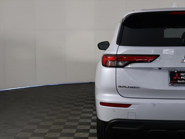 new 2024 Mitsubishi Outlander car, priced at $30,095