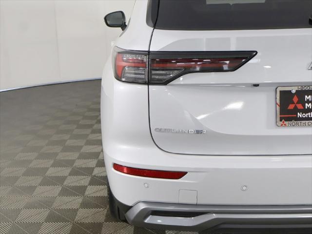 new 2025 Mitsubishi Outlander car, priced at $40,360