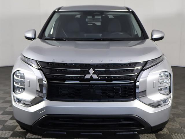 new 2024 Mitsubishi Outlander car, priced at $30,165