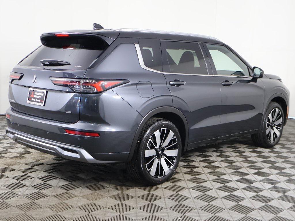 new 2025 Mitsubishi Outlander car, priced at $41,810