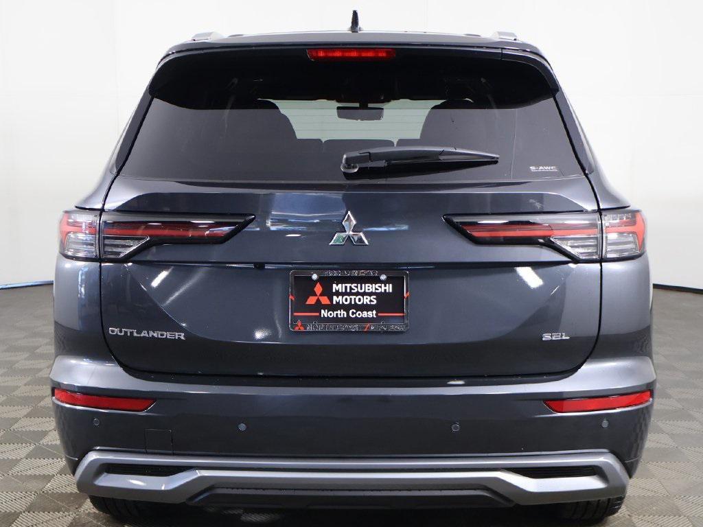 new 2025 Mitsubishi Outlander car, priced at $41,810